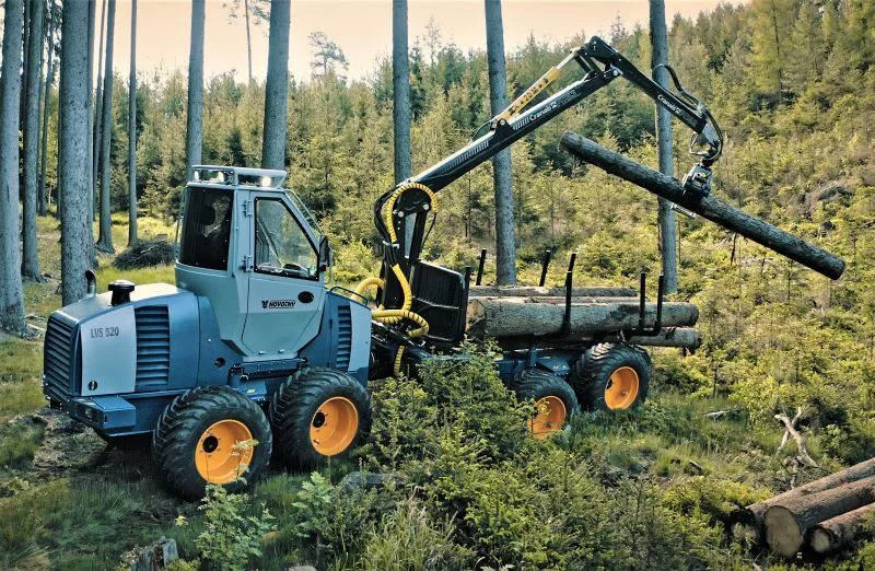 Forwarder Novotný LVS 520