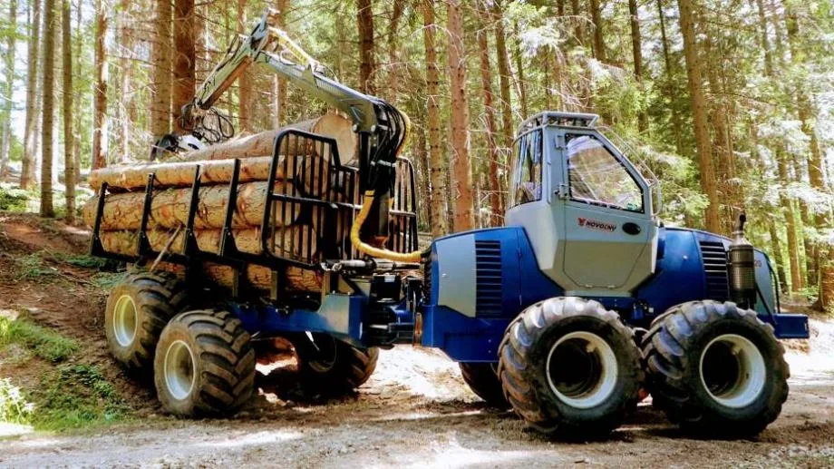 Forwarder Novotný LVS 720